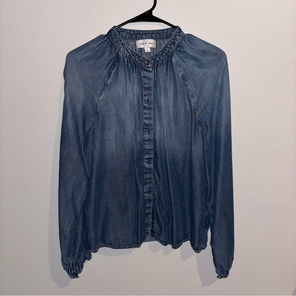 cloth & stone Tops - Cloth & Stone Indigo Button-Up Top Size M